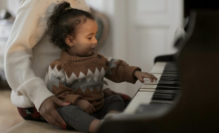 Faial: Música para bebés – “Não há som sem movimento”